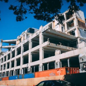 Demolição Segura: Cuidados e Normas para a Primeira Etapa